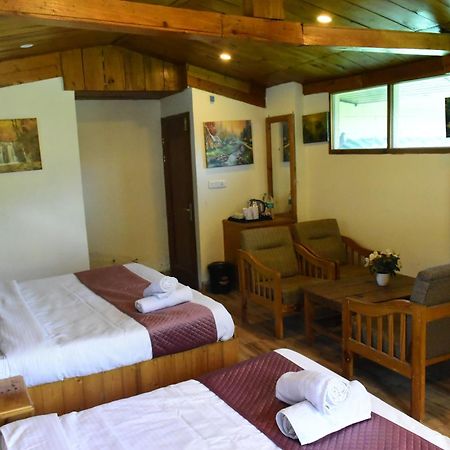 Hotel Jamla Inn Manāli Buitenkant foto