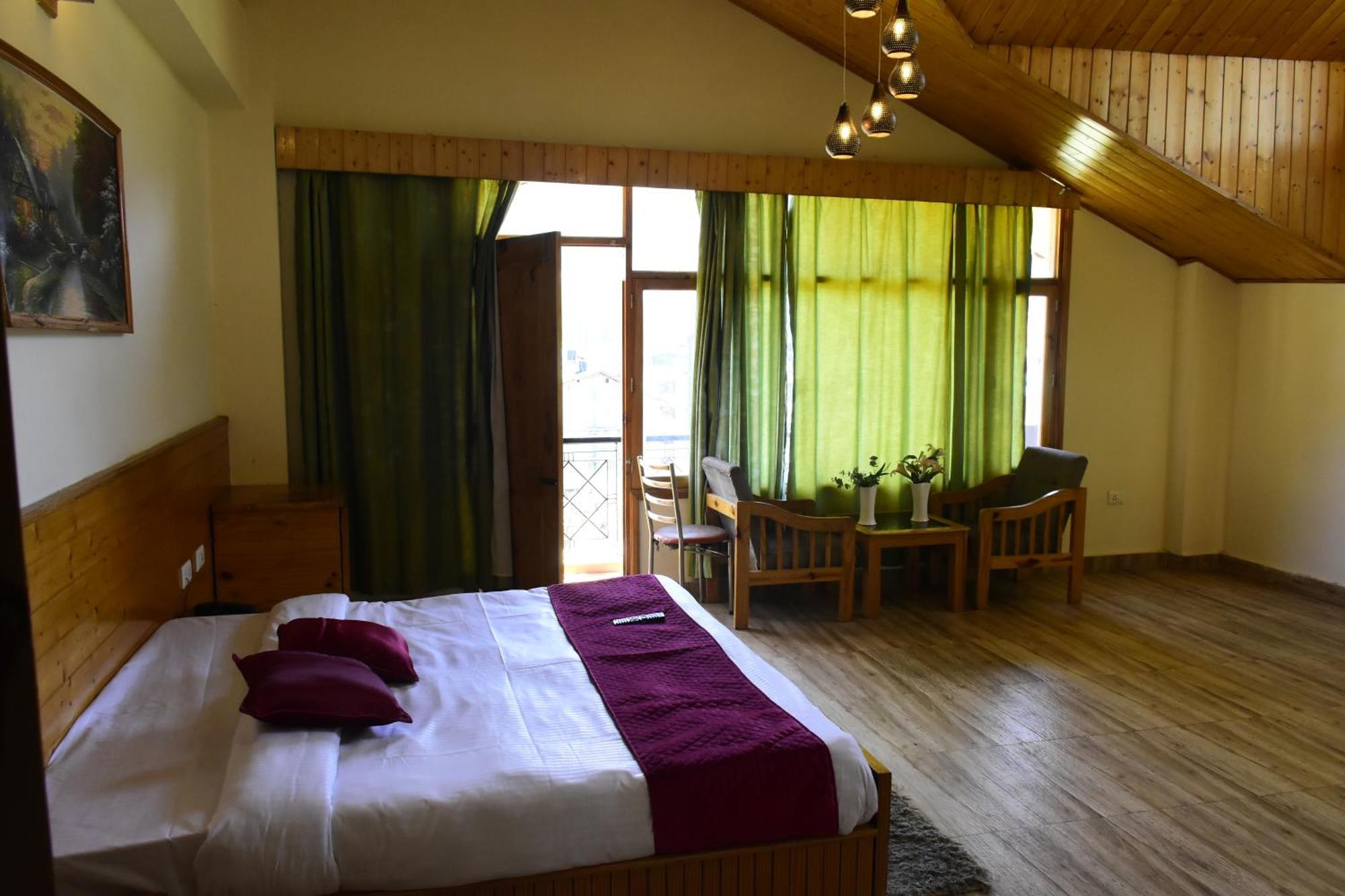Hotel Jamla Inn Manāli Buitenkant foto
