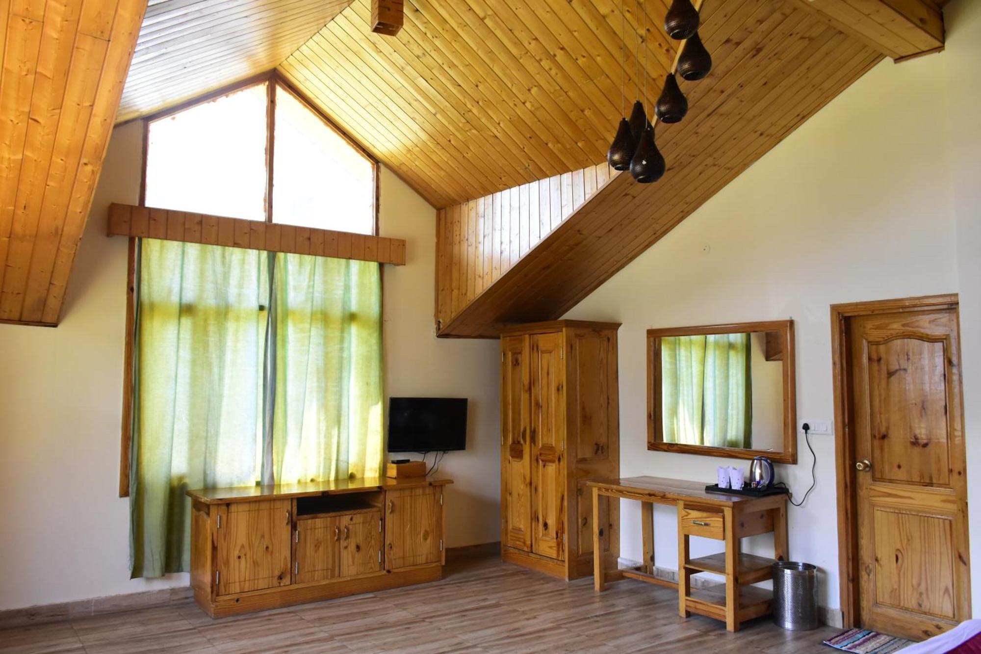 Hotel Jamla Inn Manāli Buitenkant foto